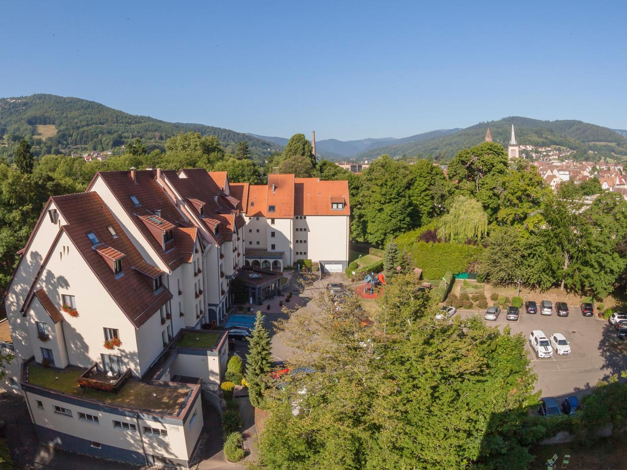 Les Appartements Du Parc - Acces Piscine Et Spa Munster (Haut-Rhin) Exterior foto